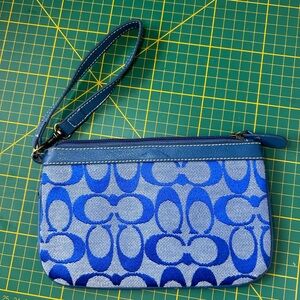 Vintage Coach Blue monogram logo clutch pouch